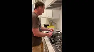 How to make popcorn on whirly pop