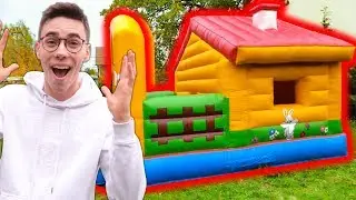 Mój WŁASNY DMUCHANY DOM w OGRODZIE!