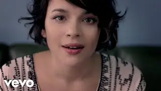 Norah Jones - Chasing Pirates