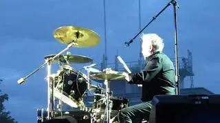 Roger taylor | Drum Battle | Live in concert | Adam Lambert