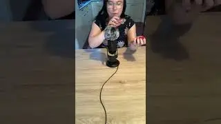 #030 ASMR Video ~ mic scratching, Tapping and mouth sounds ~