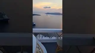 Santorini Caldera Sunset #santorini #greece #greek #sunset #travel #travelblogger #rva #island #fyp