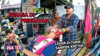 Barbershop Pinggir Jalan ala vrindapan  | PakTED | cuma 15.000 leher di tarik sampek bunyi kretek!