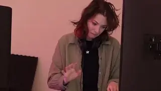 Toni spielt ausversehen S€X Musik | Reved Clips