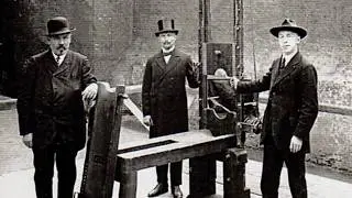 The Horrific Executions of the Nazi guillotine - Das Fallbeil