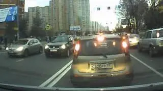 Caucasian provokes accident. Moscow 031013
