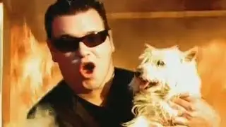 Steve Harwell is a jerk