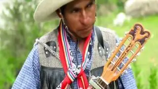 TEMA WASKAR KENTE