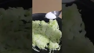 मूली, घीया के परांठे फटने का डर नहीं। How to squeeze मूली घीया easily | #harjeetkirasoihomehacks