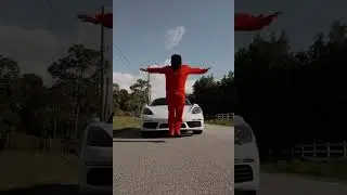 Ya estamos en la calle el más que comente en el video de trío lo voy a seguir en insta