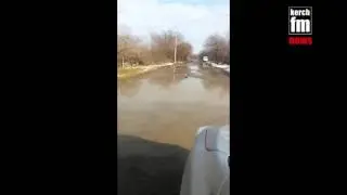 Керчане пожаловались Константинову на отсутствие дорог в п  Мичурино