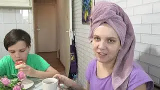 Завтракаем/ Подстриглась/ Наперед Не Наешься Нужно Есть Пока Есть Продукты/
