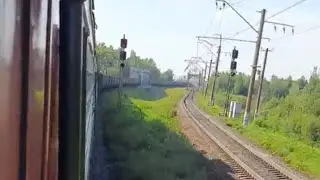 Вид с окна помощника машиниста.Электровоз ВЛ-10