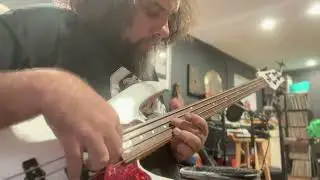 John Giblin's solo on "Breathing" by Kate Bush #ripjohngiblin