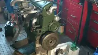 Remise en route d'un moteur 6 cylindres de Citroën 15/6 de 1953