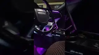 Range Rover Vogue - установили подсветку салона, управление через приложение, множество цветов