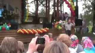 Юрий Бобушкин с песней Заваленка день Сямжи
