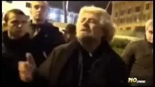 BEPPE GRILLO -- CONTRO LA VIOLENZA--- NON E' FASCISTA----- QUESTO --SCAGIONA BEPPE DEL TUTTO