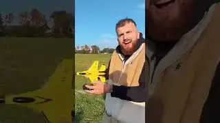 €30 RC Vliegtuig VS €1000 Drone ✈️
