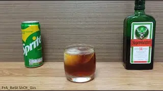 Рецепт коктейля Егермейстер со Спрайтом (How to make Cocktail 