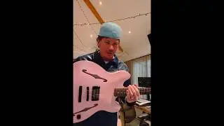 Finally! Fender Starcaster Tom DeLonge Signature Guitar is Launched Today! 