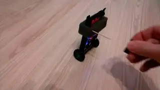 Small dancing self balancing robot