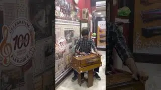 Scale changer harmonium @SuvojitPakrashiharmonium