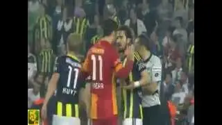 Sabri Volkan Kavgası Kırmızı Kart Fenerbahçe 2 - 1 Galatasaray 12 Mayıs 2013