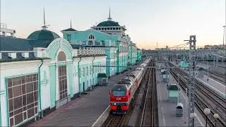 Старый информатор вокзала Омск Пассажирский (до 2021 года)