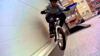 BMX video =D
