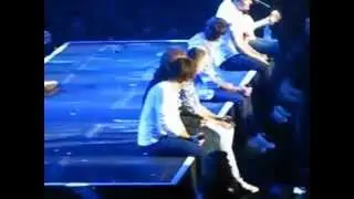One Direction- MSG- Little Things with Ed Sheeran