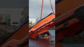 Непотопляемая лодка 🌊🛥️🏄 
