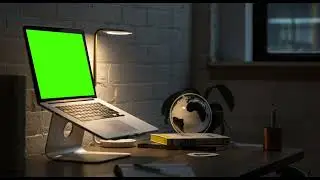 Office laptop green screen video / Pc screen green screen