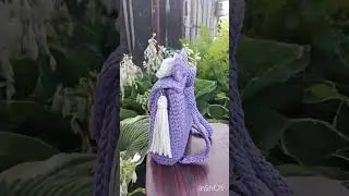 рюкзачок 🎒 из трикотажной пряжи 🧶 бантик 🎀 и кисточка-брелок  съёмные. Всем добра!