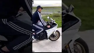 Поменял Yamaha R1 на семечки #motorcycle #funny #yamaha