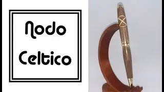Woodturning pen Celtic knot - Penna in legno di noce con nodo celtico in acero...