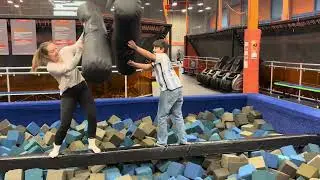 Mom vs Son (battle beam) 