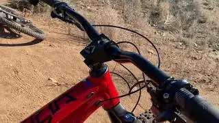 Bike Porn Episode 18: 2018 Commencal Meta AM ver. 4.2 | Red is Sexy | LodisBrothers