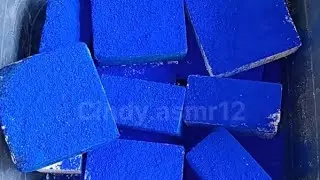 PNPHawaï blue dyed and Fresh gym chalk blocks with PNPblue holi powder #dyedgymchalk #freshgymchalk