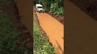 Mahindra jeep 4*4 MD real suv