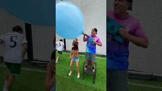 Don't Let the Balloon Explode !! 😂 🎈💥