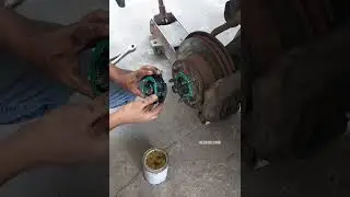How to install free wheeling hubs toyota land cruiser | Front hub lock set replacement