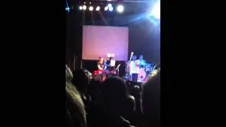 Childish Gambino-Closing Freestyle (Fox Theatre)