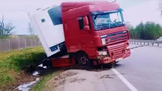 Грузовая Эвакуация на Минском шоссе - DAF в кювете