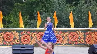 Чепурина Вероника, 9 лет.Песня "Лучшие друзья"