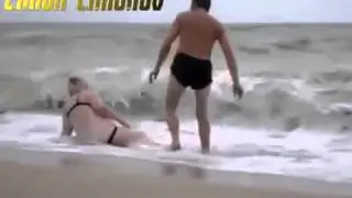 ПРИКОЛ НАШИ НА МОРЕ РЖУ НЕ МОГУ ! Прикол! Смех! Юмор!