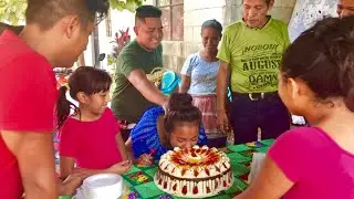 MIRA COMO QUEDO DANIELA CON LA MORDIDA DEL PASTEL 9/9| La cumpleañera se luce