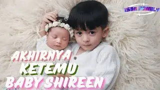 GAK SABAR KETEMU CUCU, SEKELUARGA LANGSUNG MELUNCUR KE BANDUNG