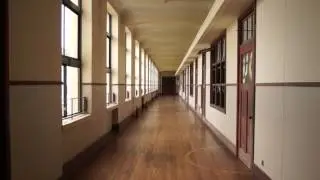 Школа в Тоёсато, коридор