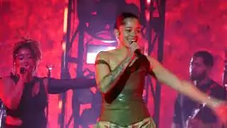 Ella Mai - 